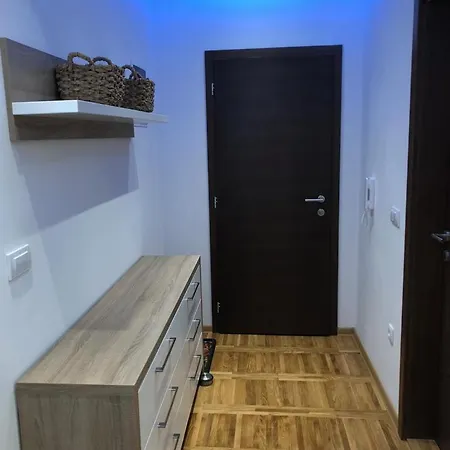 Mikic Apartmán *
